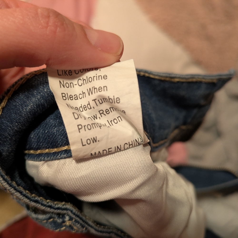 Dazy Classic Medium Wash Flare Jeans - Picture 11 of 11